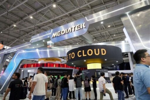 Qualcomm and mediatek push smartphone ai rivalry into the cloud